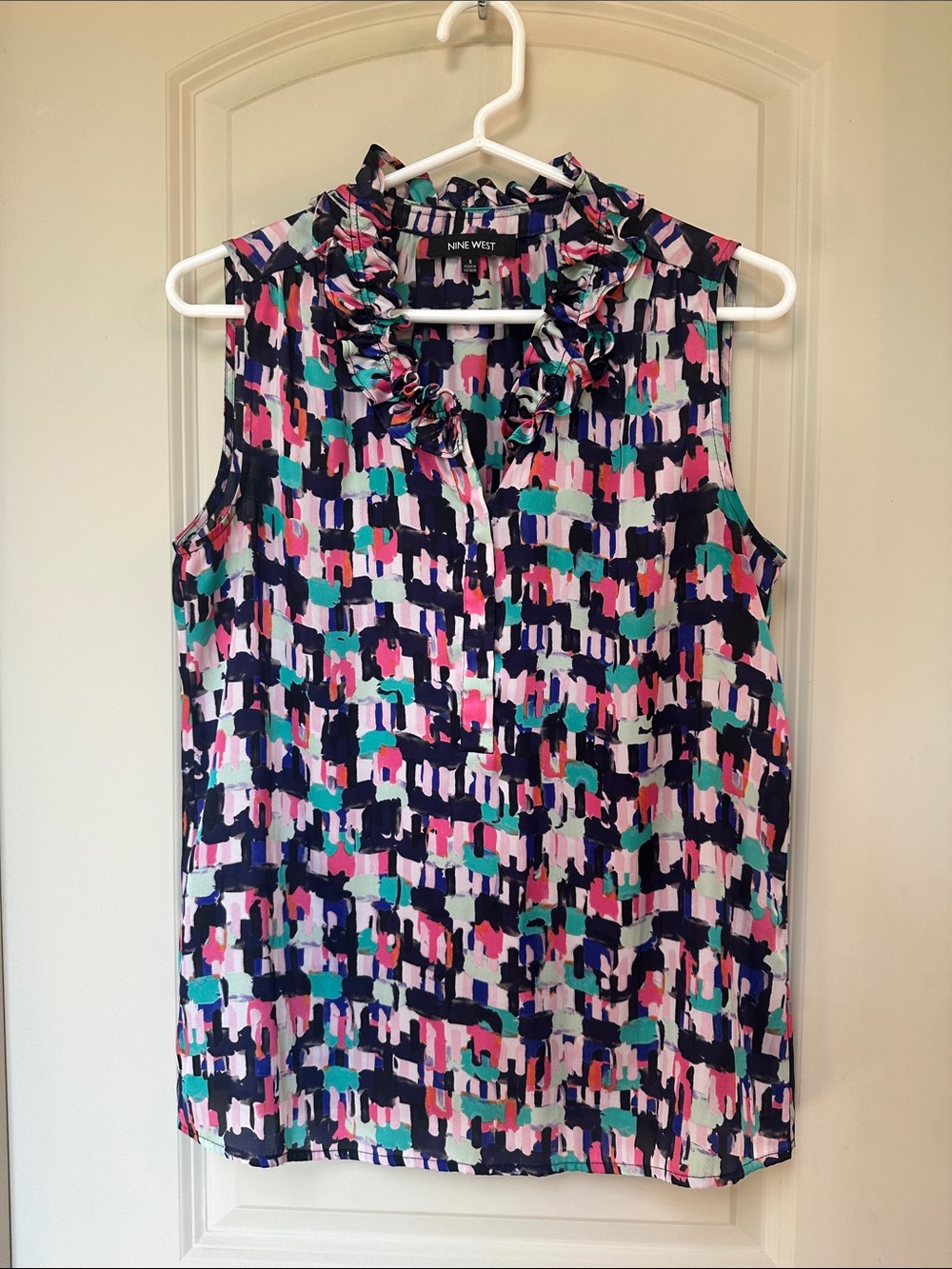Nine West Multi-Color Abstract Ruffle Neck Sleeveless Top, Womens Size S